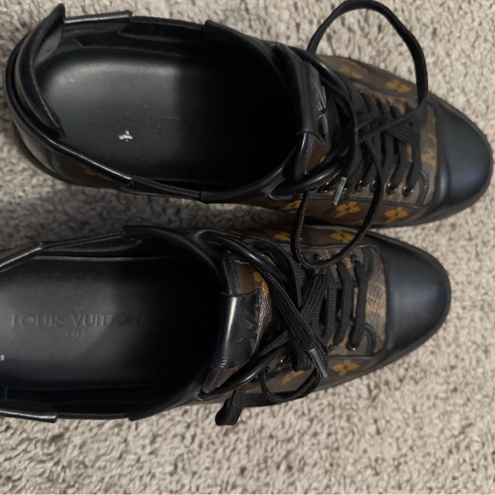 Louis Vuitton shoes size 7